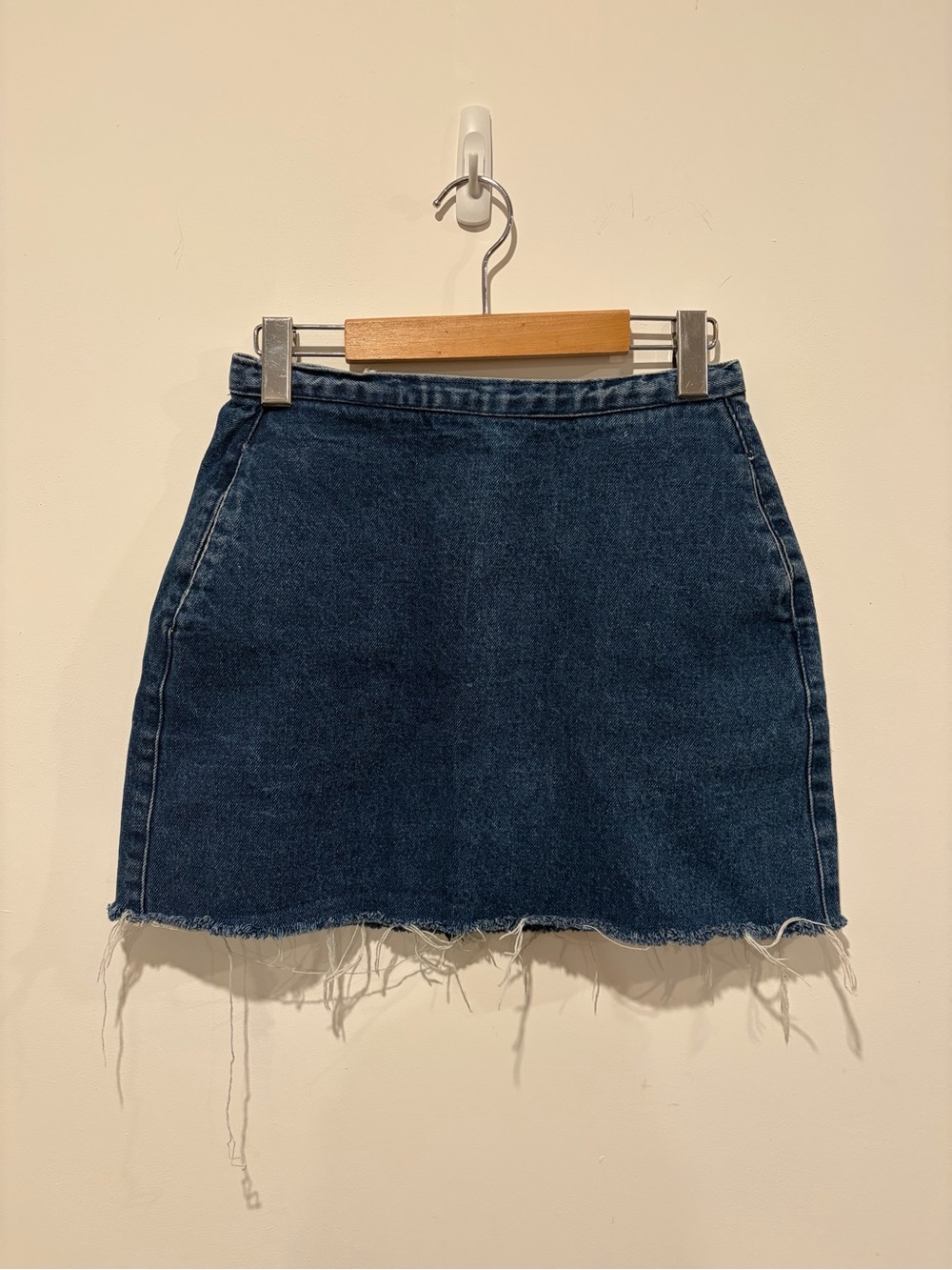 Vintage Dark Blue Denim Mini Skirt with Frayed Hem